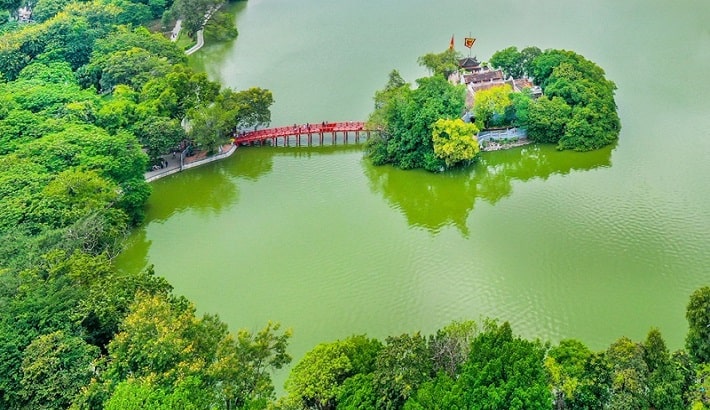 تور ویتنام _ دریاچه هوان کیم تور ویتنام _ دریاچه هوان کیم