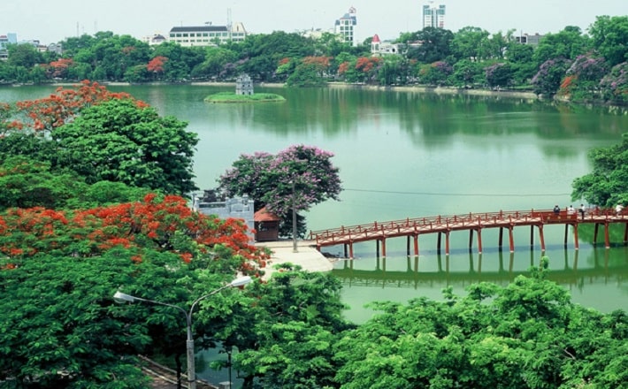 تور ویتنام _ بازدید از دریاچه هوان کیم در شهر هانوی تور ویتنام _ بازدید از دریاچه هوان کیم در شهر هانوی